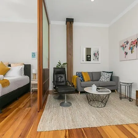 Spacious One Bedroom With Pool And Gym!